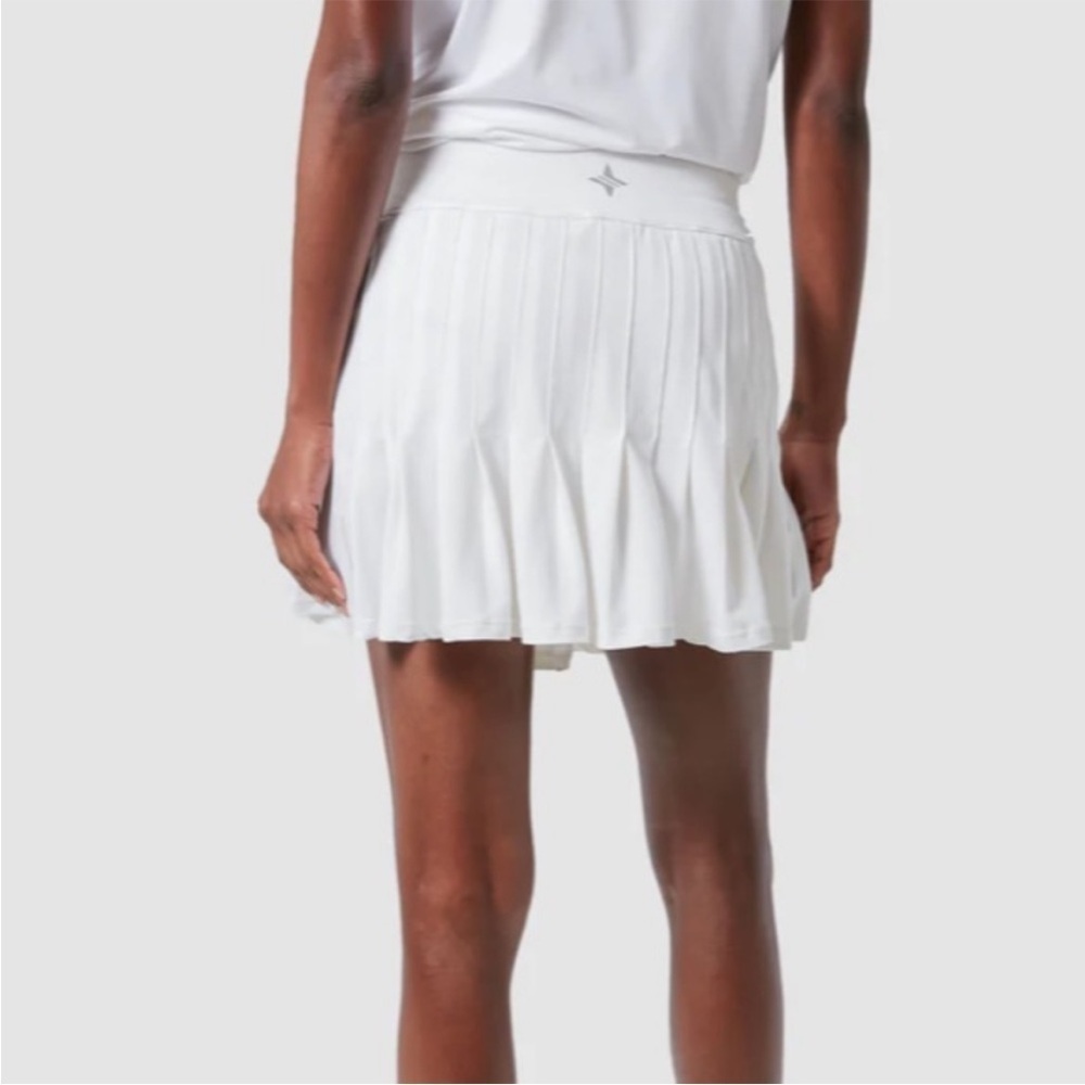 NWT Tuckernuck Fresh Buds Pleated Tennis Skort - Picture 11 of 12